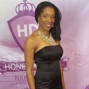 Meet your Posher, Maya